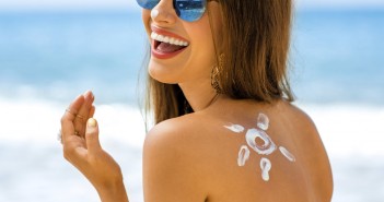 Préparer sa peau au soleil : comment bien bronzer sans danger ?