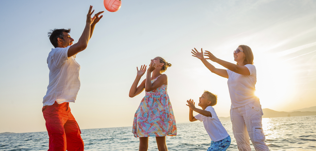 Partir en vacances avec des enfants, le bonheur en famille
