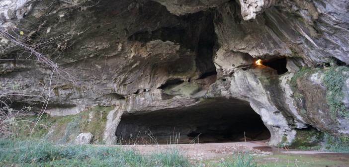 Visiter les grottes de Sare : un pied dans la préhistoire en plein cœur du Pays basque
