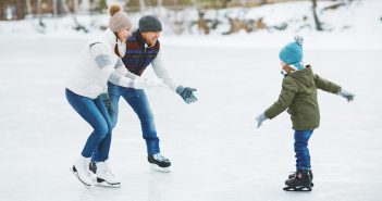 Cet hiver, comment débuter au patin à glace en toute sécurité ?