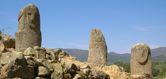 Dolmens et menhirs en Corse : où en trouver ?
